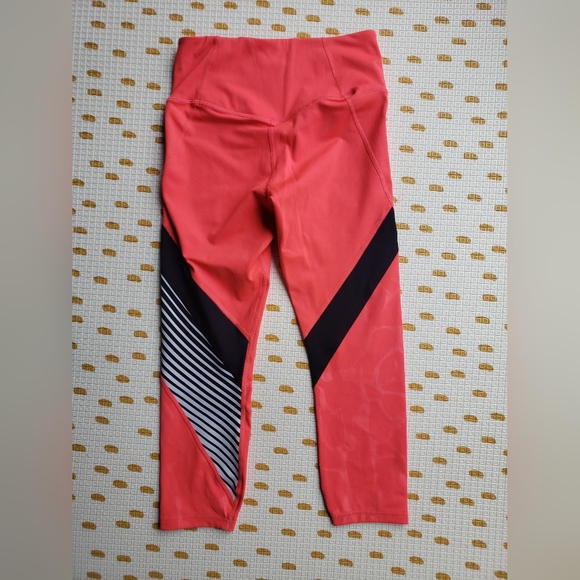 Underarmour athletic leggings size small - Picture 2 of 5